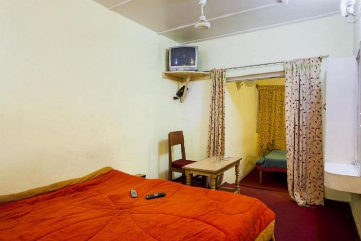 Butterfly Hotel Srīnagar Esterno foto
